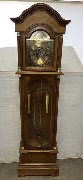 Daniel Dakota Grandfather Clock, 17 1/2"W x 8 1/2"D x 70 1/2"H