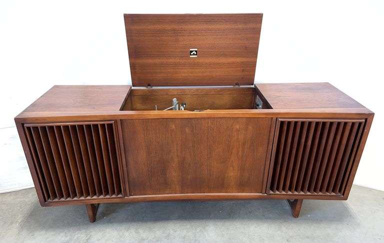 Victrola New Vista mid-century wooden stereo, 64"W x 17"D x 28"H, some scratches to top