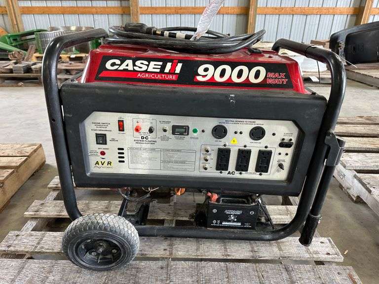 Case IH 9000 Max Watt Gas Powered Generator, Electric Start, 420cc Engine.  Will start, run and generate power.