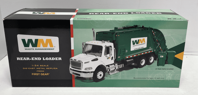 WM. Rear End Loader, 1/34 scale, missing two trash cans - Albrecht ...