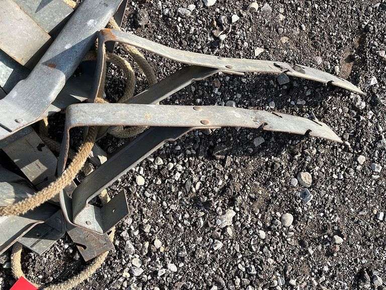 Roofing Jacks, used Albrecht Auction Service