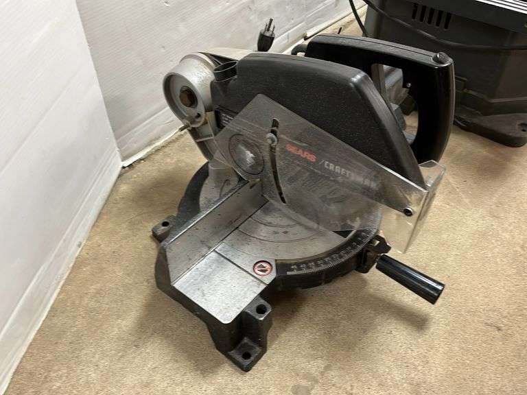 Craftsman power miter saw, 12 Amp, 5500 Rpm, 10" blade, 40tooth