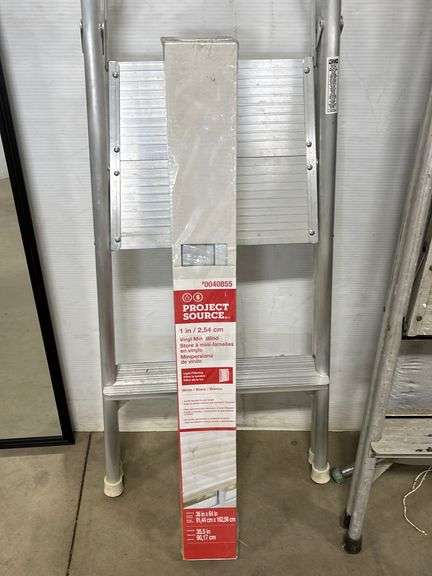 (3) Step ladders, ironing board, wall mirror, Project Source blinds ...