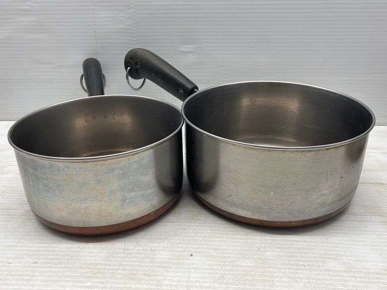 (31) Revereware pots and pans, 15 pans and 16 lids, some better than