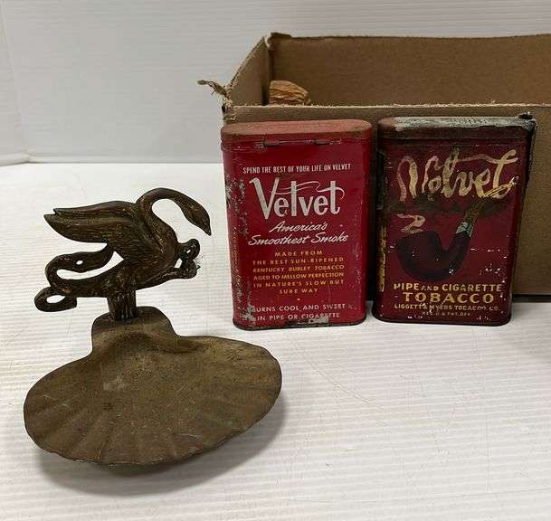 Antique vanity item, very nice Prince Regent vanity tray, hand painted