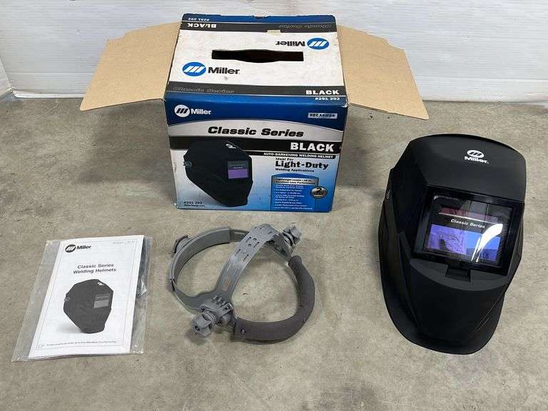 Miller Classic series welding helmet, auto darkening, variable shade 8