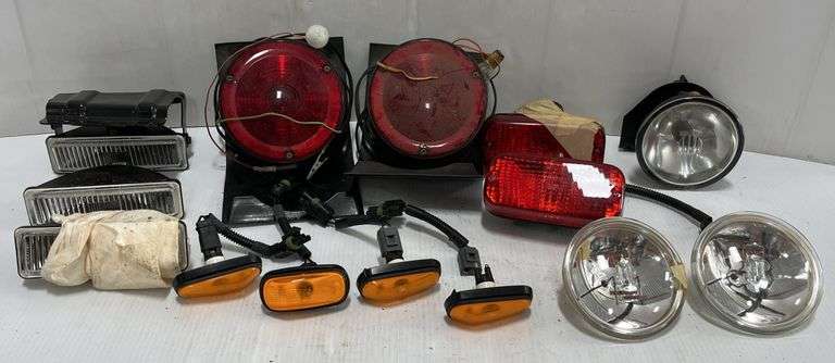 Click Flow Light Quick flow lights, includes: (4) Side marker lights, and (3) Pairs of ...