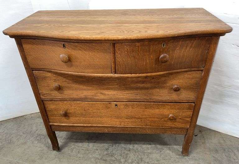 Antique oak Bureau with 4-drawers, 40"W x 34"D x 20"H
