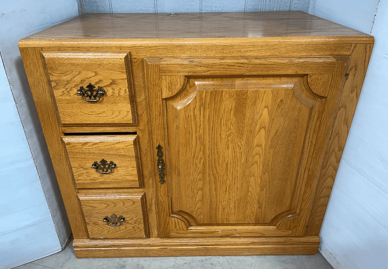 Oak office cabinet, 38"W x 24"D x 34"H