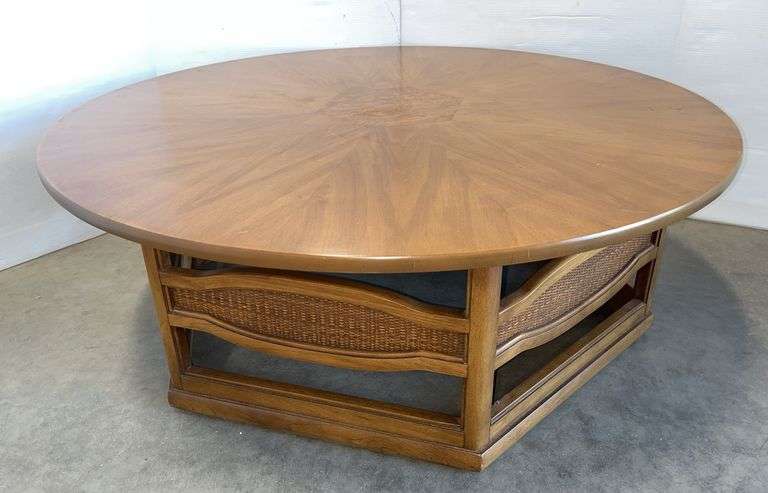 Mid-century Drexel accent table, 42"Dia x 16"H, nice, some wear