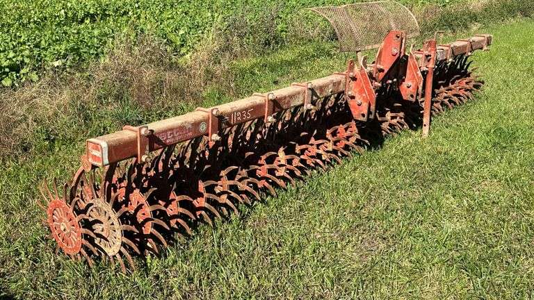 Yetter Model 3415 15' Rotary Hoe, 3-pt., Ser. No. 1392