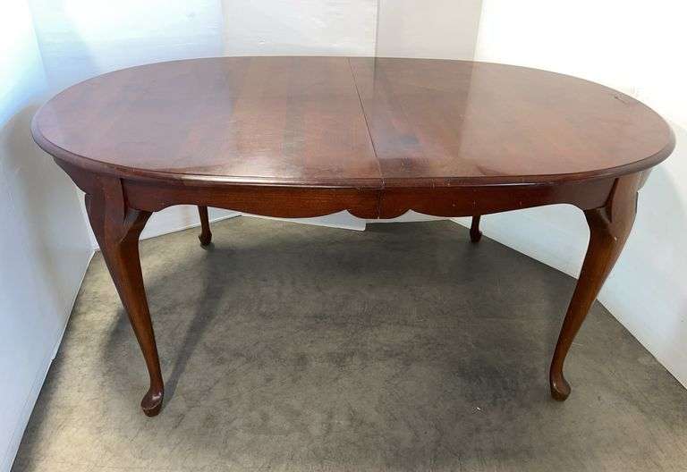 Queen Anne style dining table, 67"W x 44"D x 30"H, great