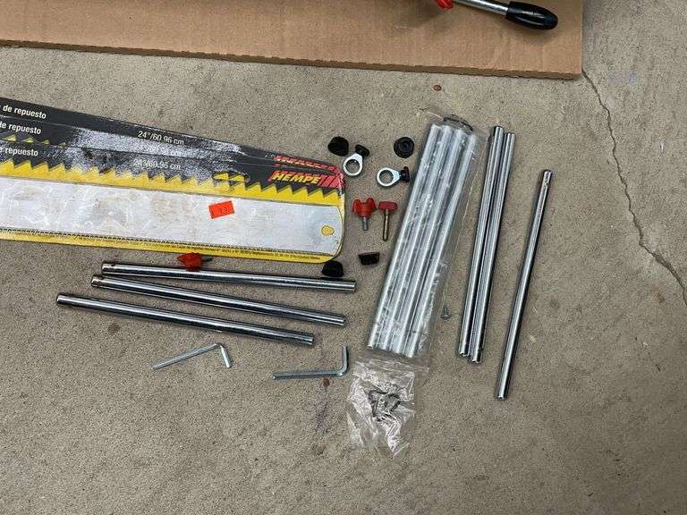 Full Range Compound Miter Box - Albrecht Auction Service