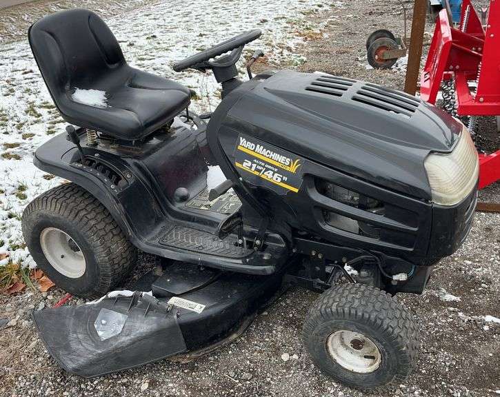 Yard Machines riding mower, 21 HP, 46