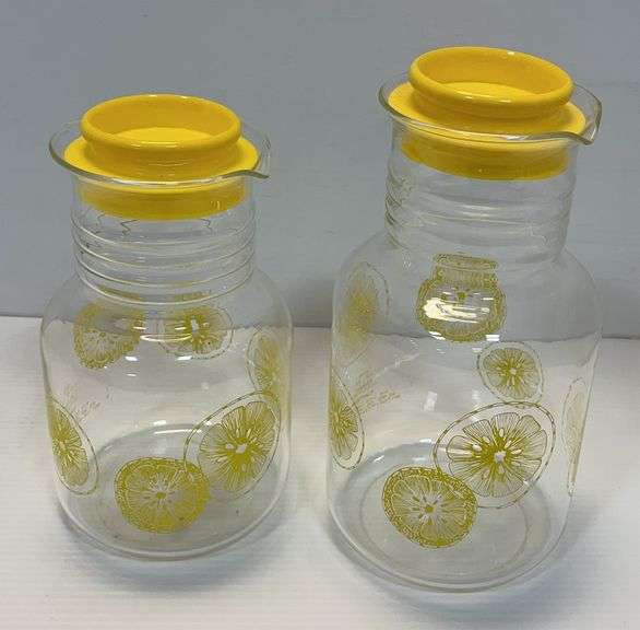 Vintage 1970s Pyrex Corning glass lemonade/juice carafe pitcher with ...
