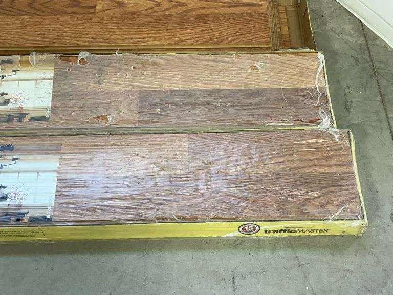 Lansbury Oak Laminate Flooring