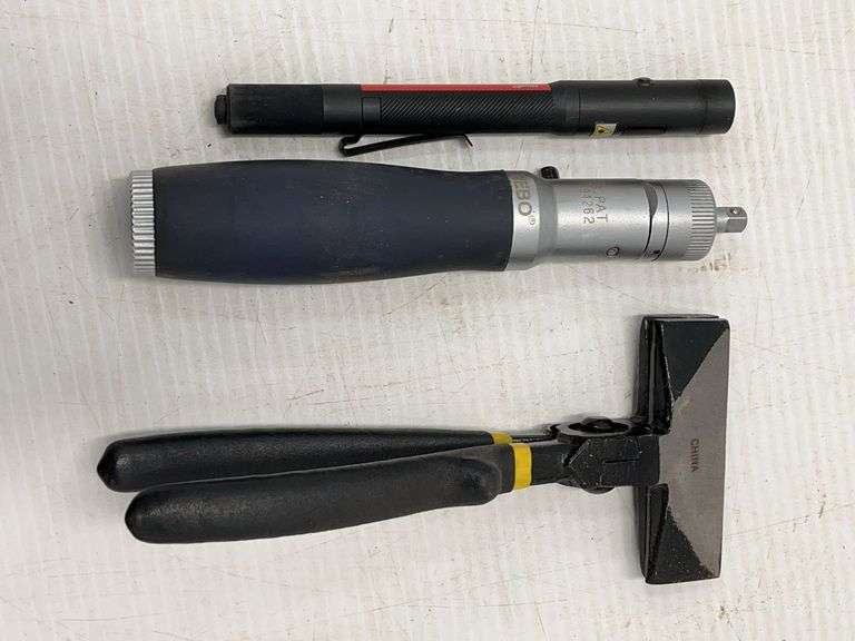 Rivet Guns, Cutters, Flashlight, and More - Albrecht Auction Service