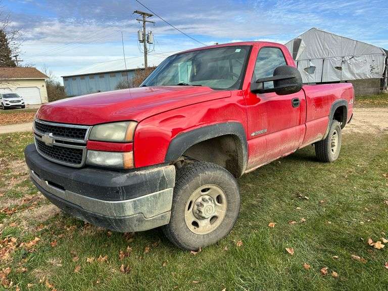 2005 Chevy 2500 HD 4wd Pickup Truck, Vortec 6.0 liter Gas Engine, (137,865 miles), 8' Bed, 245/75R16 Tires (very good), Gooseneck Hitch, Check Engine Light is On (owner believes it is related to the truck sensing the fuel is vaporizing, but it actually isn't).  Call owner about the details.