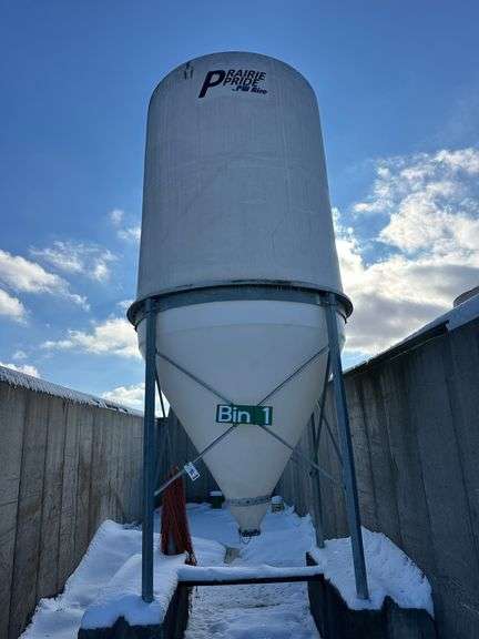 9-Ton Poly Bin on Stand