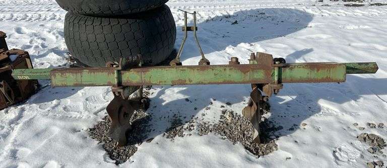 3-Point Tool Bar - Albrecht Auction Service
