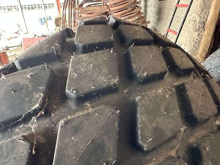 (2)-New Tires for Houle Tanker (one on rim, one no rim) - Albrecht ...