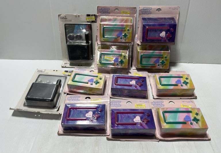 (12) School locker magnetic locker cups, new - Albrecht Auction Service