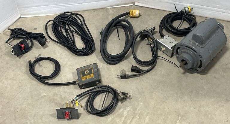 Electric motor 3/4 HP, 115/230V with plug and switch, box of various on ...