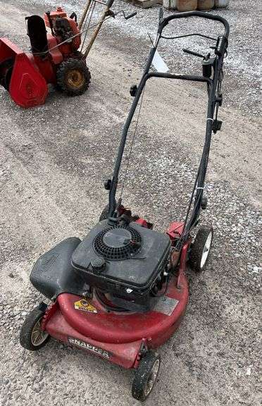 Old Snapper push mower, needs work, as is - Albrecht Auction Service