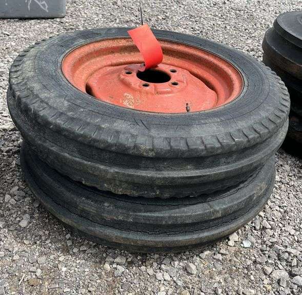 Allis Chalmers WD-45 Front Wheels, 5.50-16 - Albrecht Auction Service