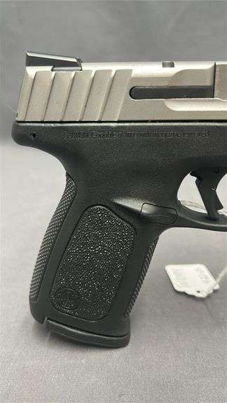 Smith & Wesson SD9VE, 9mm 16-Round Stainless, with Tac-Rail and Glow ...