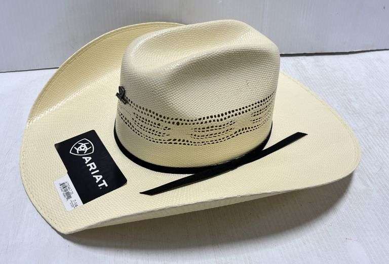 ARIAT cowboy hat, size 7 1/4 with Ariat pin in the hat, new Albrecht