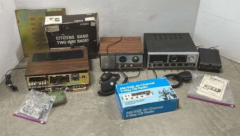 (6) Various electronics, include: 1- President base station, nice; 1 ...