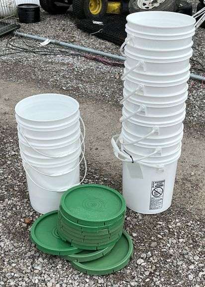 (10) 5-Gallon buckets with lids, clean, food grade - Albrecht Auction ...