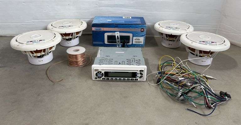Jensen marine AM/FM/CD radio with (4) Jensen speakers, and (1) Jensen ...