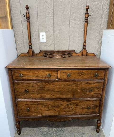 Antique 4-Drawer oak dresser with mirror bracket (no mirror included), mirror bracket is removable, 42"W x 20"D x 35"H, good for age