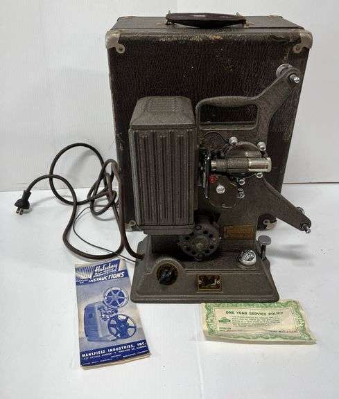 1930s Keystone 8mm movie projector, model R-8, no. 459559, case- 12