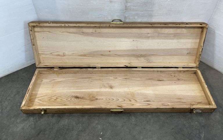Solid oak gun case, 51