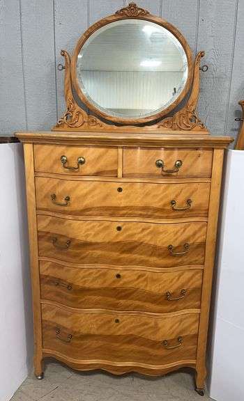 Older six-drawer maple dresser on casters, made in Grand Rapids, Michigan, Widdicomb Furniture Co., 38"W x 25"D  x74"H, wit mirror, very nice, some wear