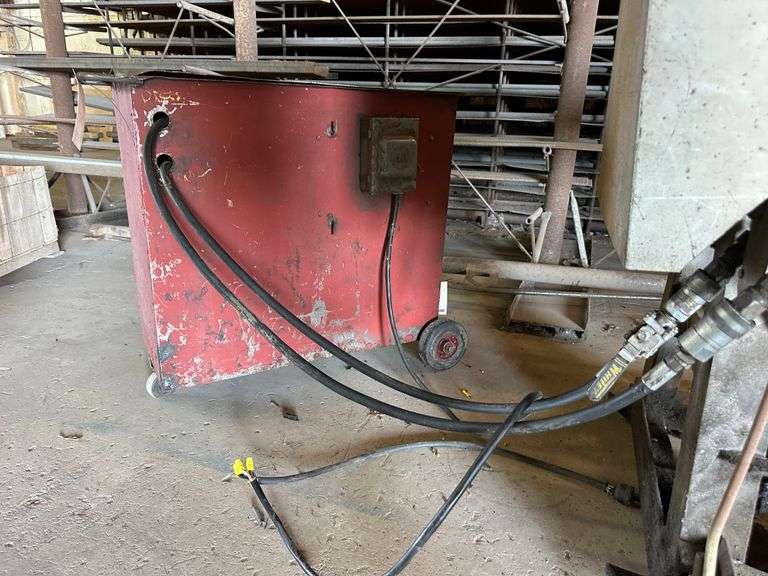 Portable Hydraulic Power Unit, Single Phase, 110 volt.  Was used in the shop for Item #9 Slip Roller and #27 Grab Roll Wrap Machine (Both Selling Separate).