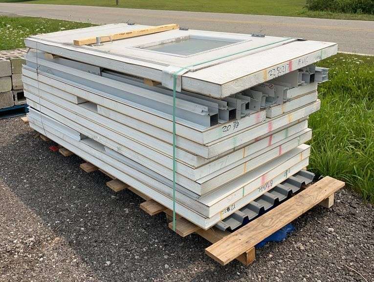 Deer Ridge Panel Insulated office panels with door and windows, good for a deer blind ...