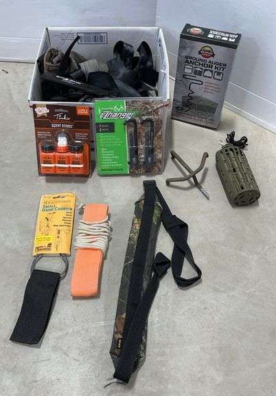 Small Hunting Kit Assorted hunting items, includes: (2) safety harnesses, new; Box of ...