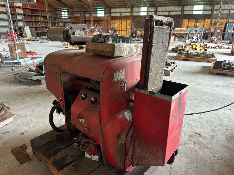 Wisconsin VH4D 4-Cylinder Engine with Sun Strand Hydrostatic ...