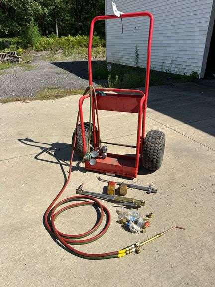 Torch Cart with Torch Handles, Gauges, Regulators, Metalizer and Hard Chrome Powder