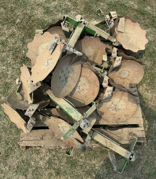 This item Selling ABSOLUTE! ~~~ (12)-Rows of John Deere Furrowers ...
