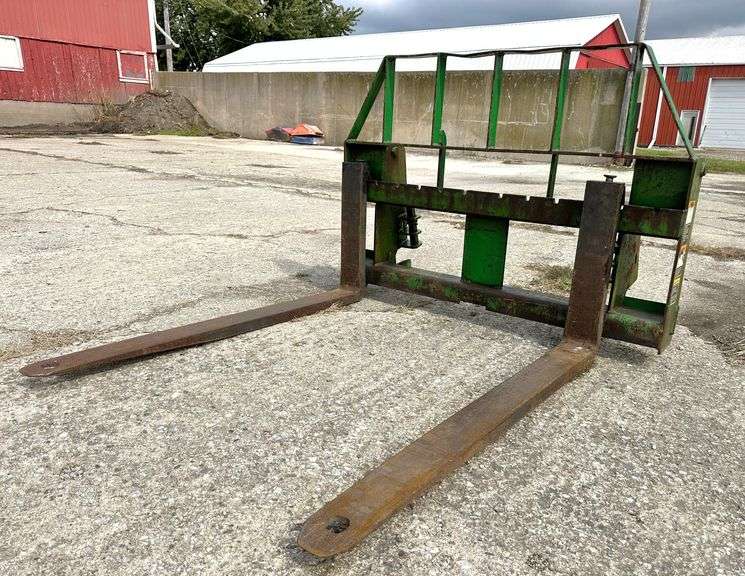 This item Selling ABSOLUTE! ~~~ Frontier Pallet Fork Attachment, Used on a John Deere 640 Loader, NOTE: These Forks were Used on the Tractor in Lot 38