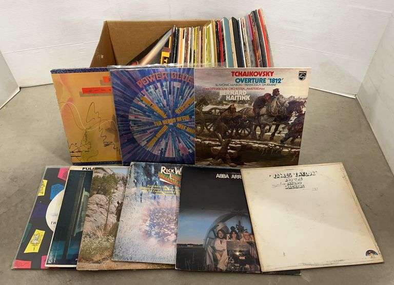 Records All Over Over (50) Vinyl Music Records - Albrecht Auction Service