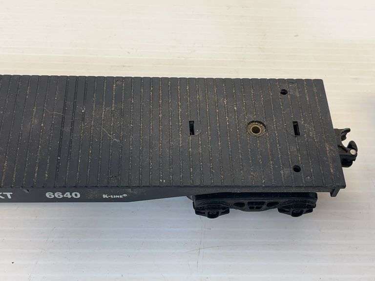 (2) Train Cars - Albrecht Auction Service
