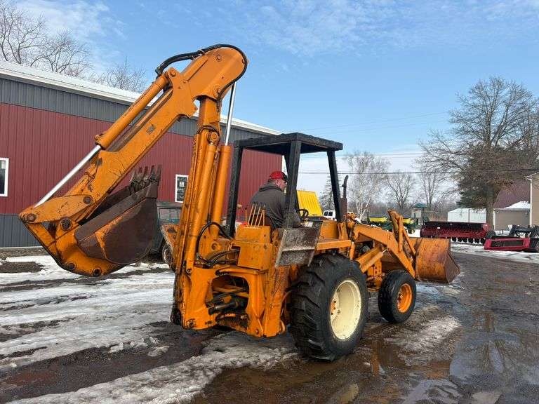 Case 580B Tractor Loader Backhoe, Extendahoe with 24
