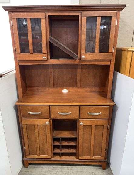 Kitchen Hutch with Levelers on Feet