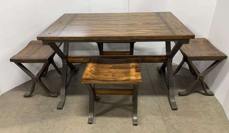 Wrought iron metal based farmhouse dining table set with (4) Sitting chairs, 47 1/2"W x 30"D x 30"H, solid and well made, good